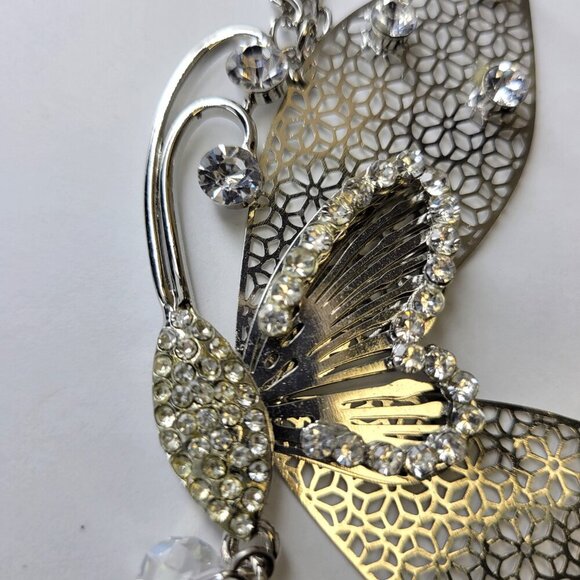 Filigree Butterfly Pendant Necklace with Aurora Borealis colourful Rhinestones - Picture 4 of 13